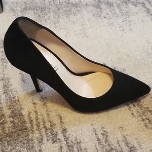 Boutique 9 Black suede heels